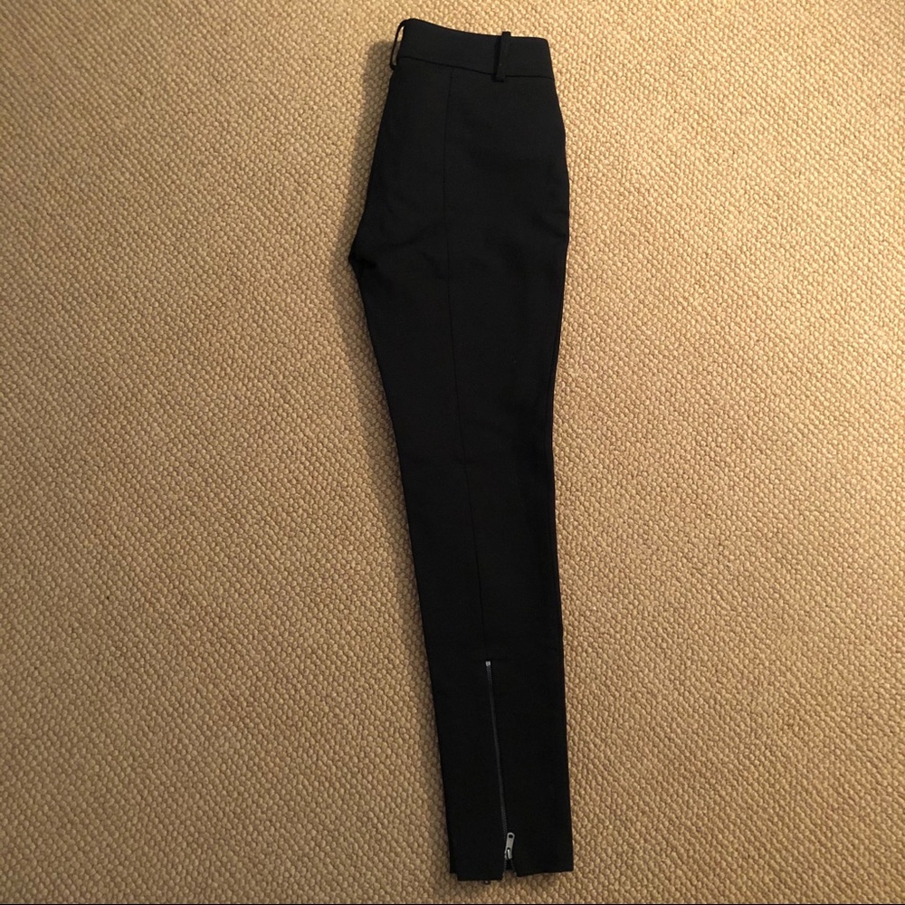 Ann Taylor black pants with zipper detail